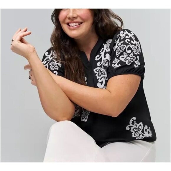 Torrid Belle Isle T-shirt Blouse 0X  XL Puff Sleeve Embroidered Black White Boho - Picture 2 of 12